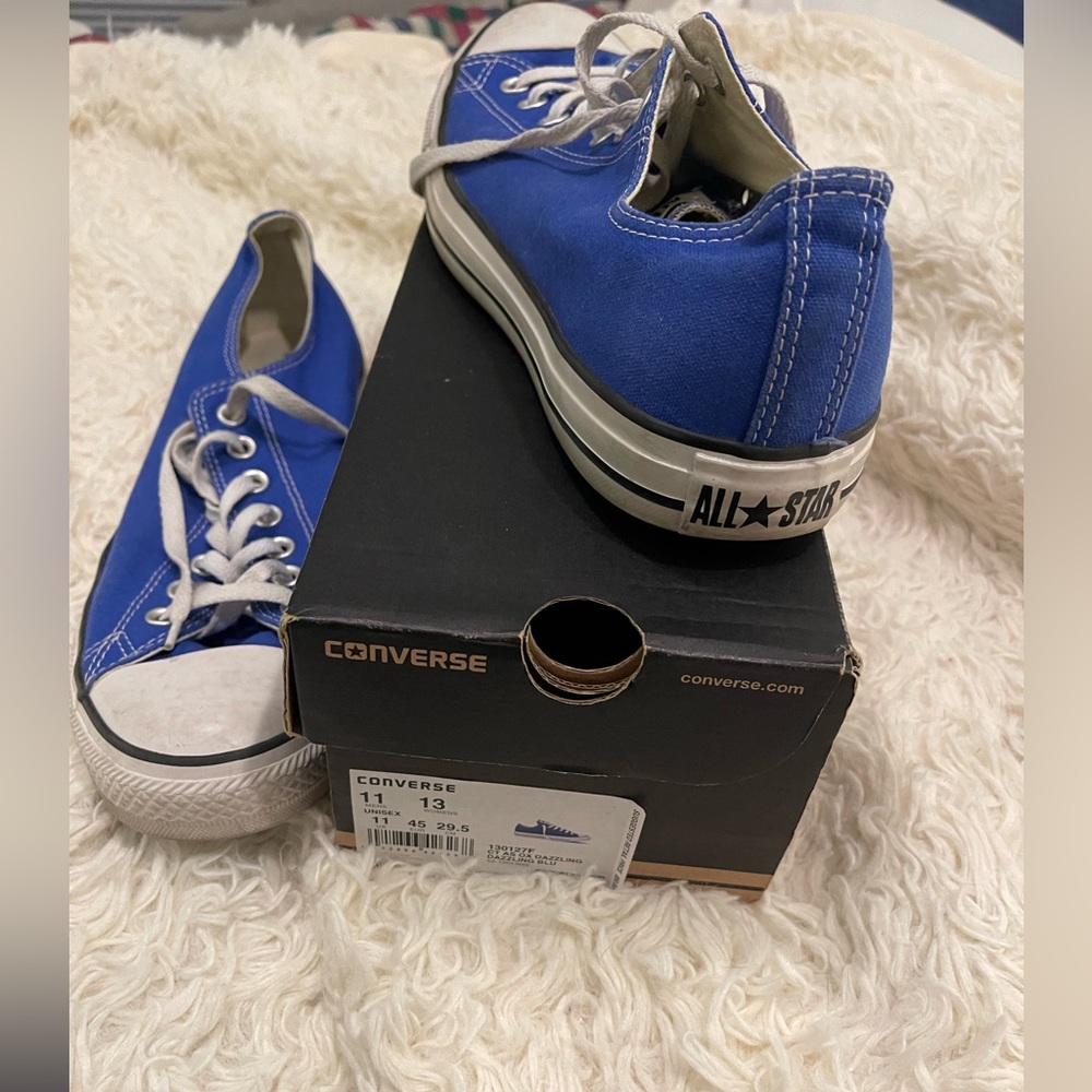 Converse - Low - Royal Blue - Men’s size 11 sneakers